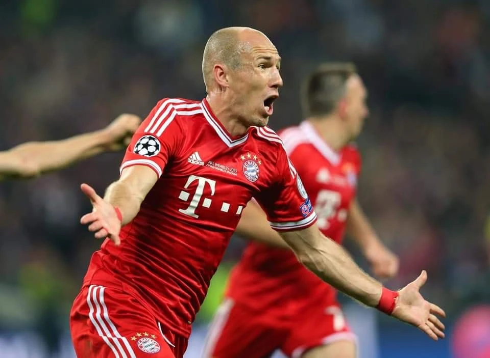 Arjen Robben – Siêu sao bóng đá Hà Lan và Bayern giải nghệ ở tuổi 37 |  Việt Nam+ (Việt NamPlus)