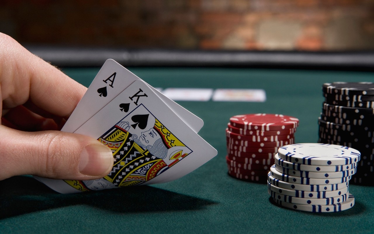 Chơi poker có phải là cờ bạc bất hợp pháp không?