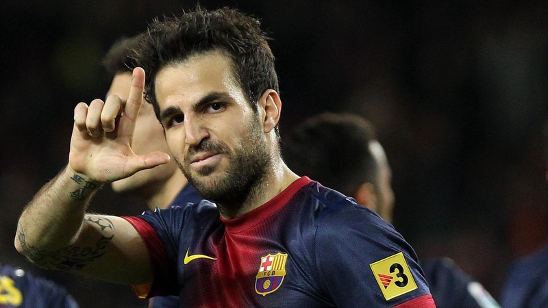 Có lẽ cầu thủ Cesc Fabregas sẽ chơi tốt hơn nếu không có những tên tuổi lớn khác