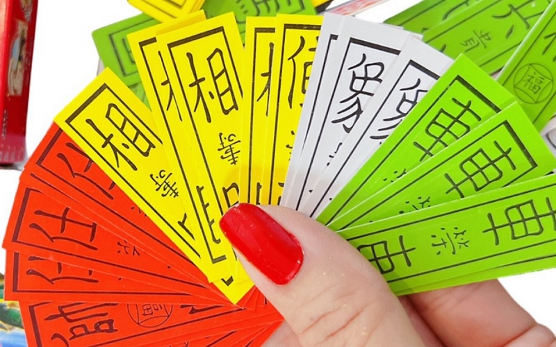 Hướng dẫn từng bước đơn giản để chơi bài bốn chất dành cho người mới bắt đầu
