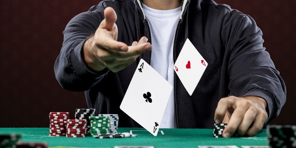 Donk Bet là gì? Lợi ích và rủi ro khi sử dụng Donk Bet