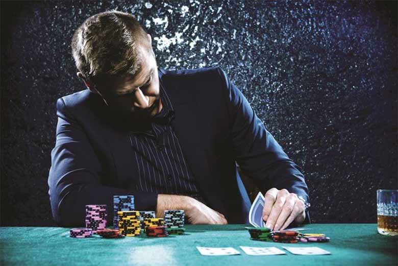 Tóm tắt các thuật ngữ poker cơ bản bạn cần biết