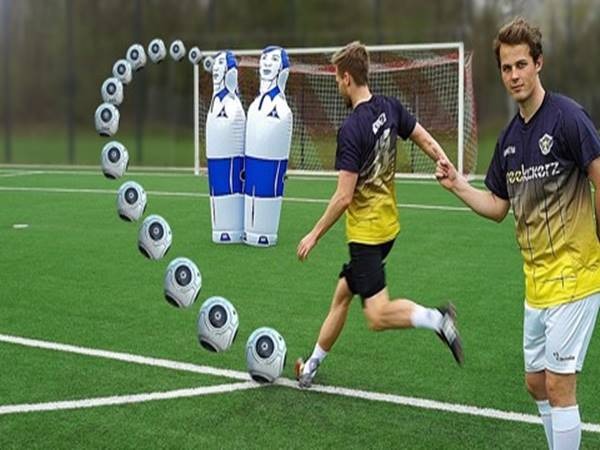 Curling là gì? Làm thế nào để luyện tập kỹ thuật curling trong bóng đá?