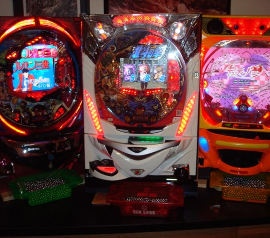 Pachinko - Thế giới đầy ma lực và cám dỗ của những chiếc máy trò chơi Nhật Bản