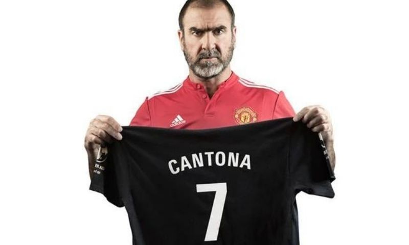 Eric Cantona trong màu áo số 7 tại Manchester United