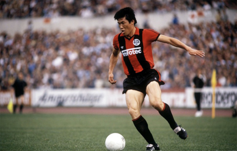 Màn trình diễn đỉnh cao của Cha Bum Kun tại nước Đức